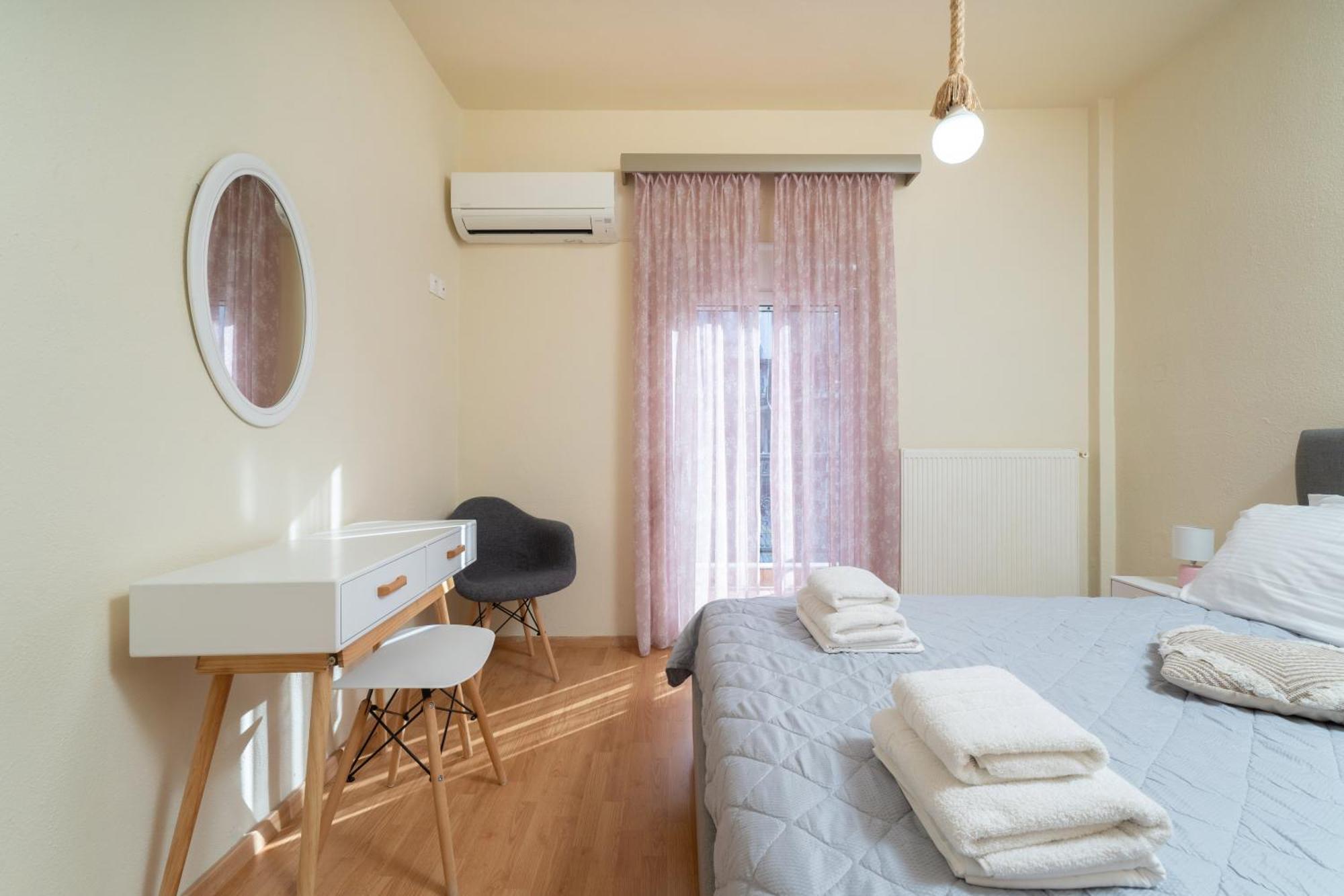 Poline Apartment Olympiada Esterno foto